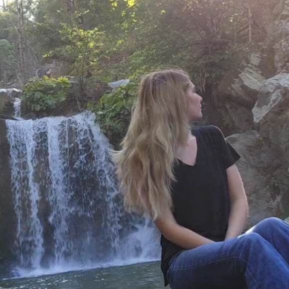 Meet your Posher, Teresa - Picture 4 of 4